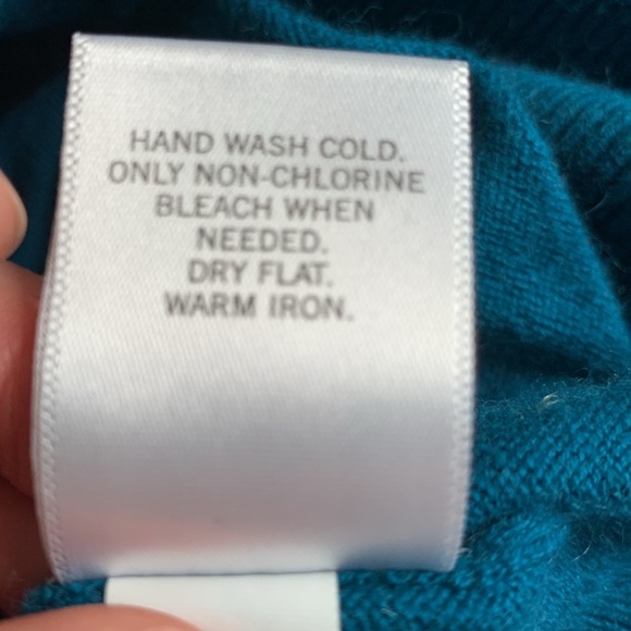 Banana Republic teal cardigan size small - Picture 7 of 8